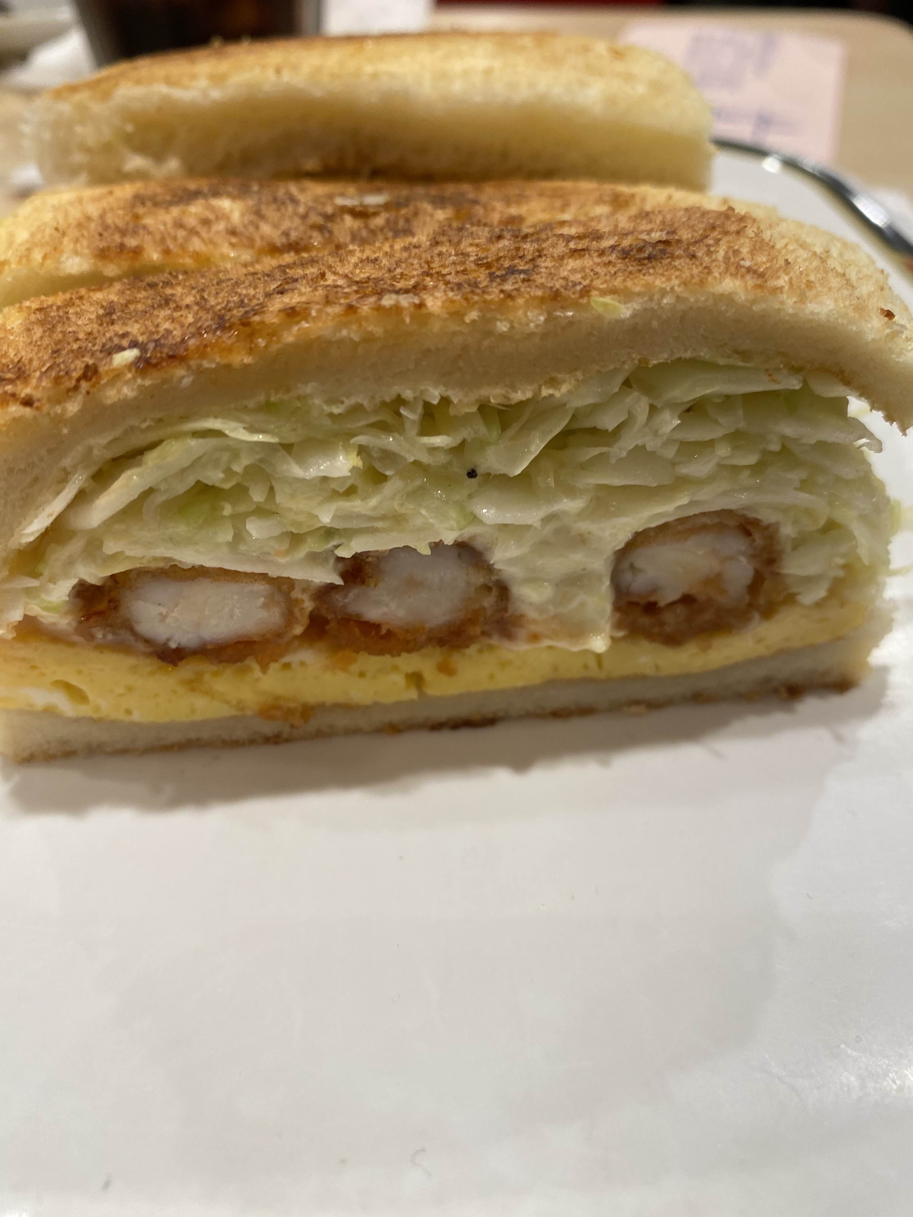 コンパルのエビフライサンド